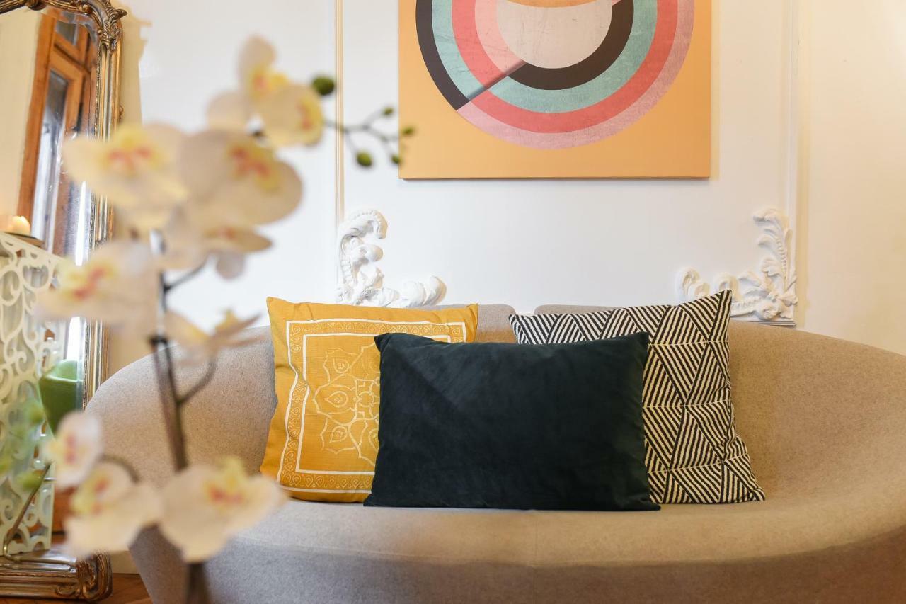 Love.travel.explore ♥️apt W/ Balcony In Old Town Appartamento *